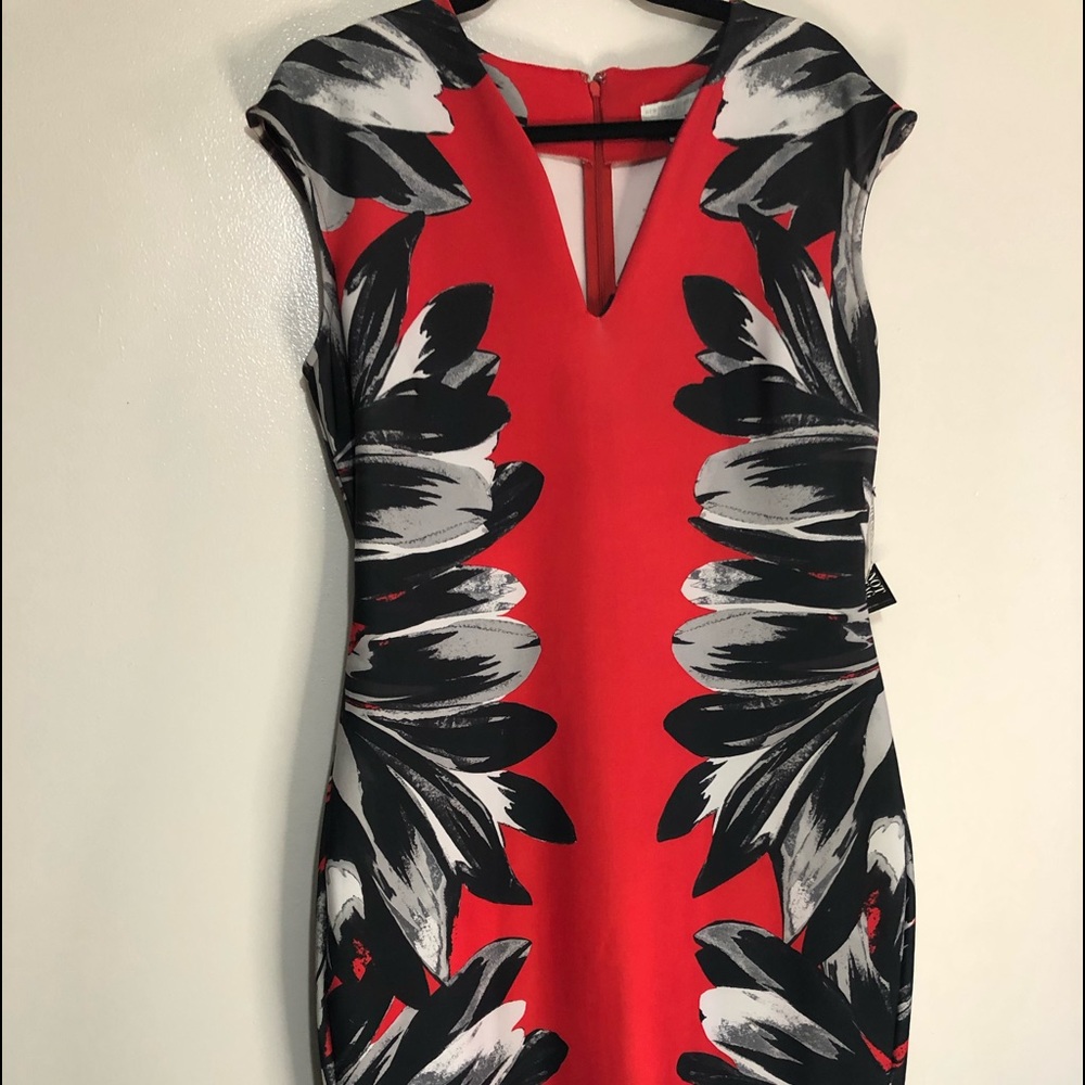 Red and black fitted New York and Company never worn